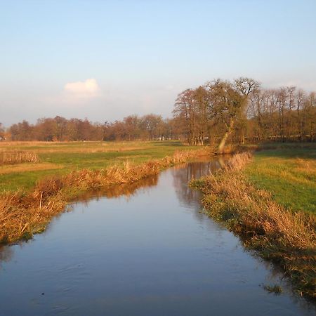Slaopen En Stoet Anderen Exterior foto